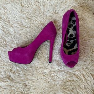 Jessica Simpson Pink Heels- Good condition. Size 6.5
